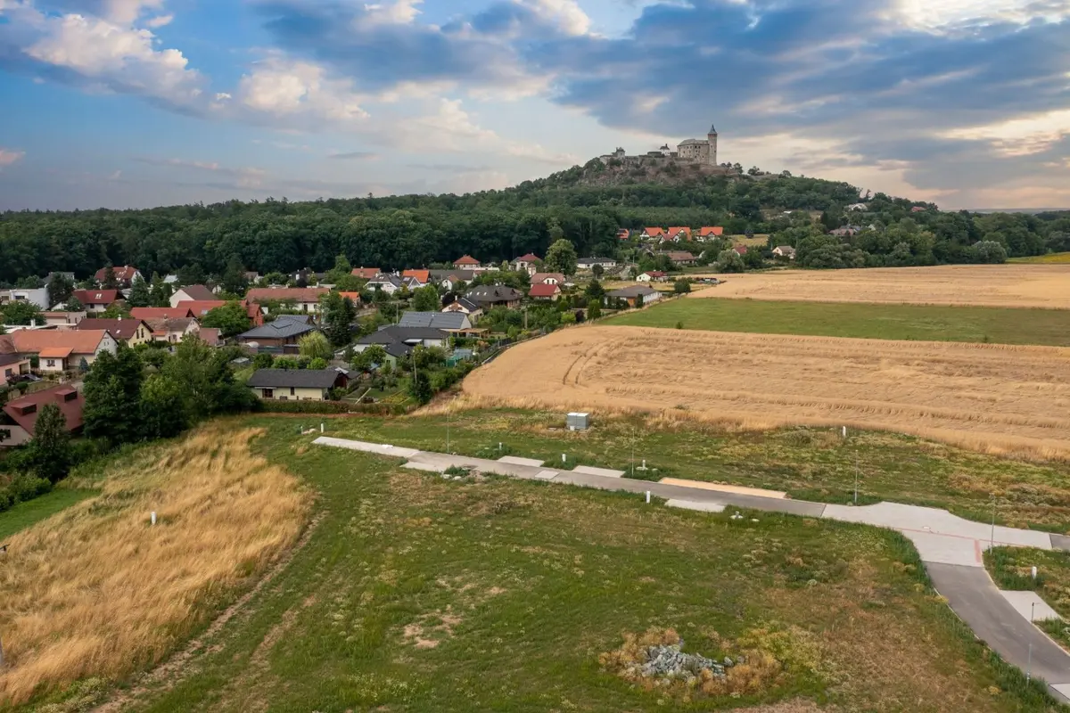 Prodej pozemku 1152 m², Ráby