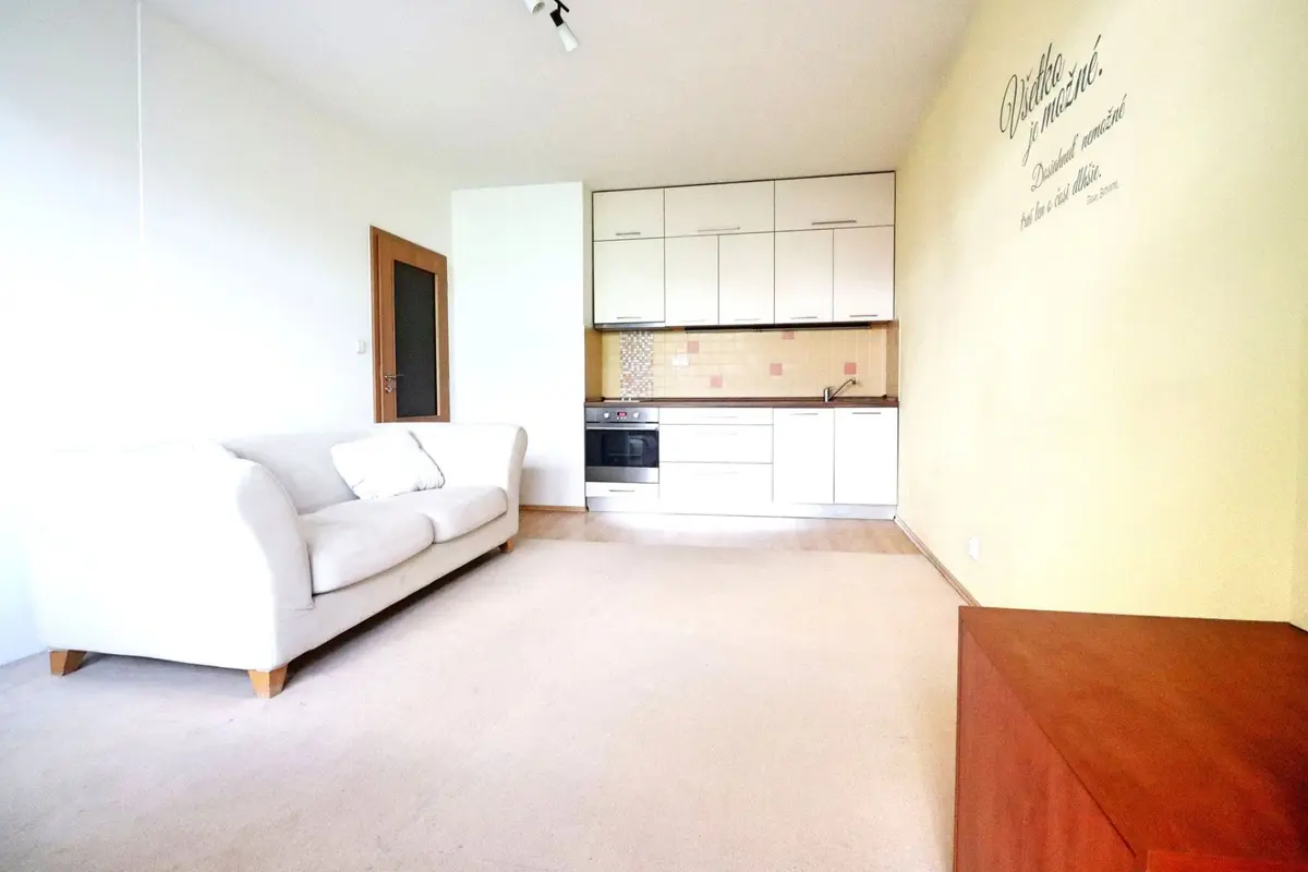 Pronájem bytu 2+kk 45 m², Českodubská · Vinoř
