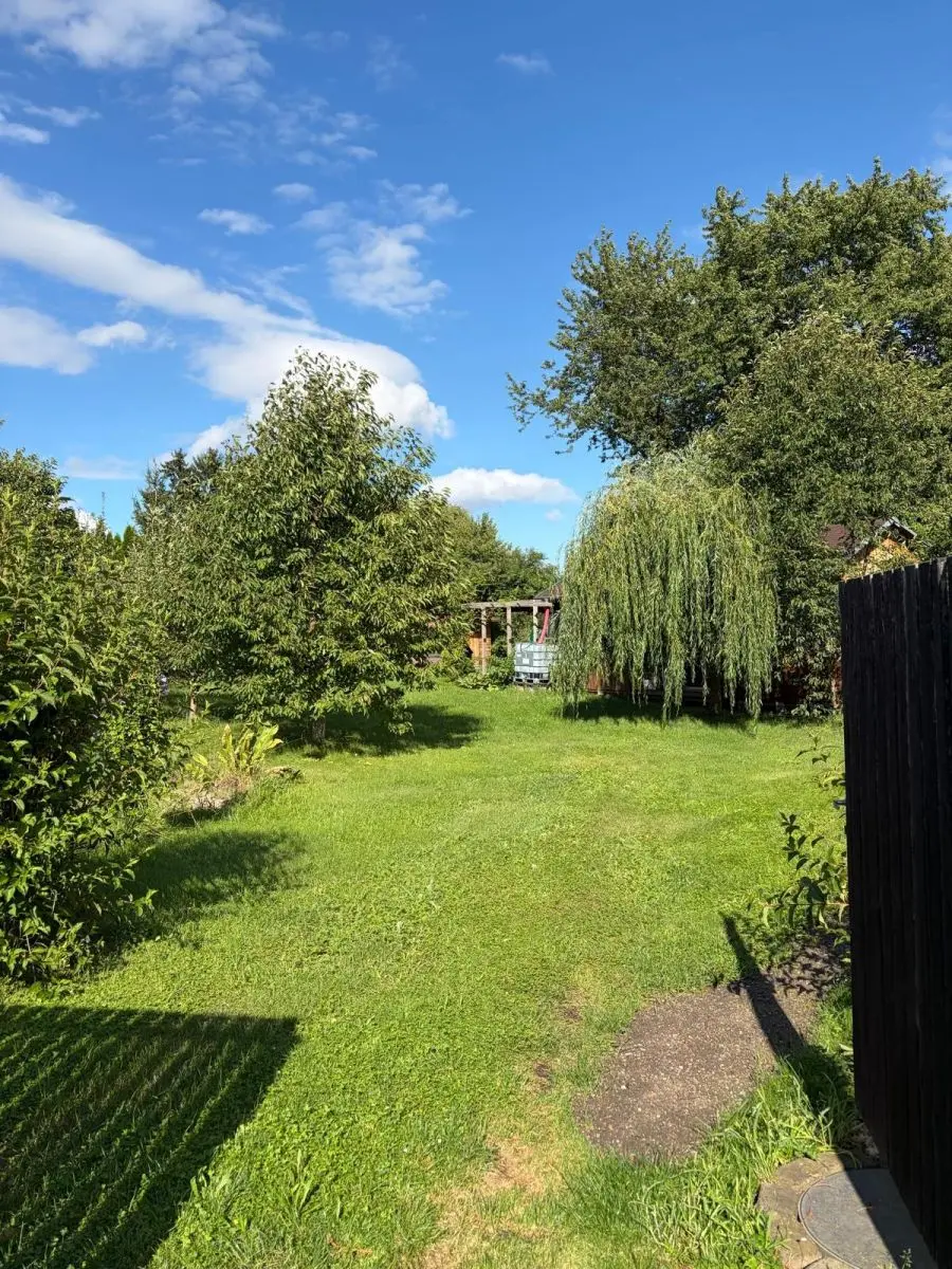 Prodej pozemku 942 m², Plaňany