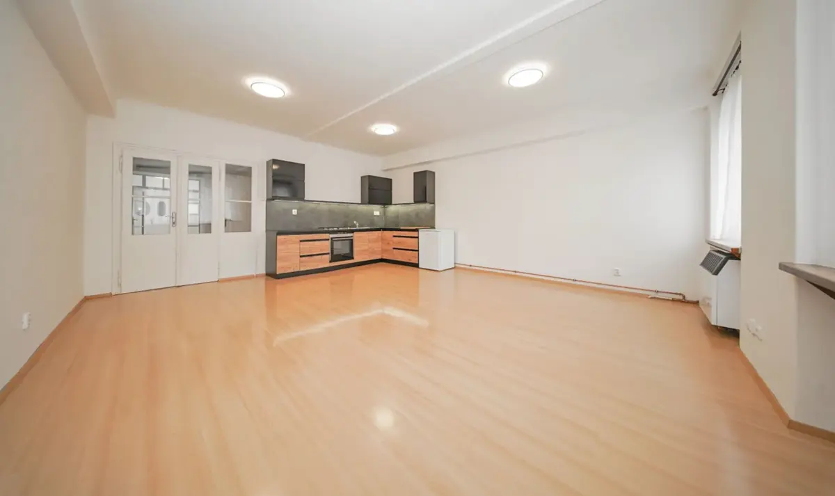 Pronájem bytu 2+kk 73 m², Náměstí Joachima Barranda · Beroun