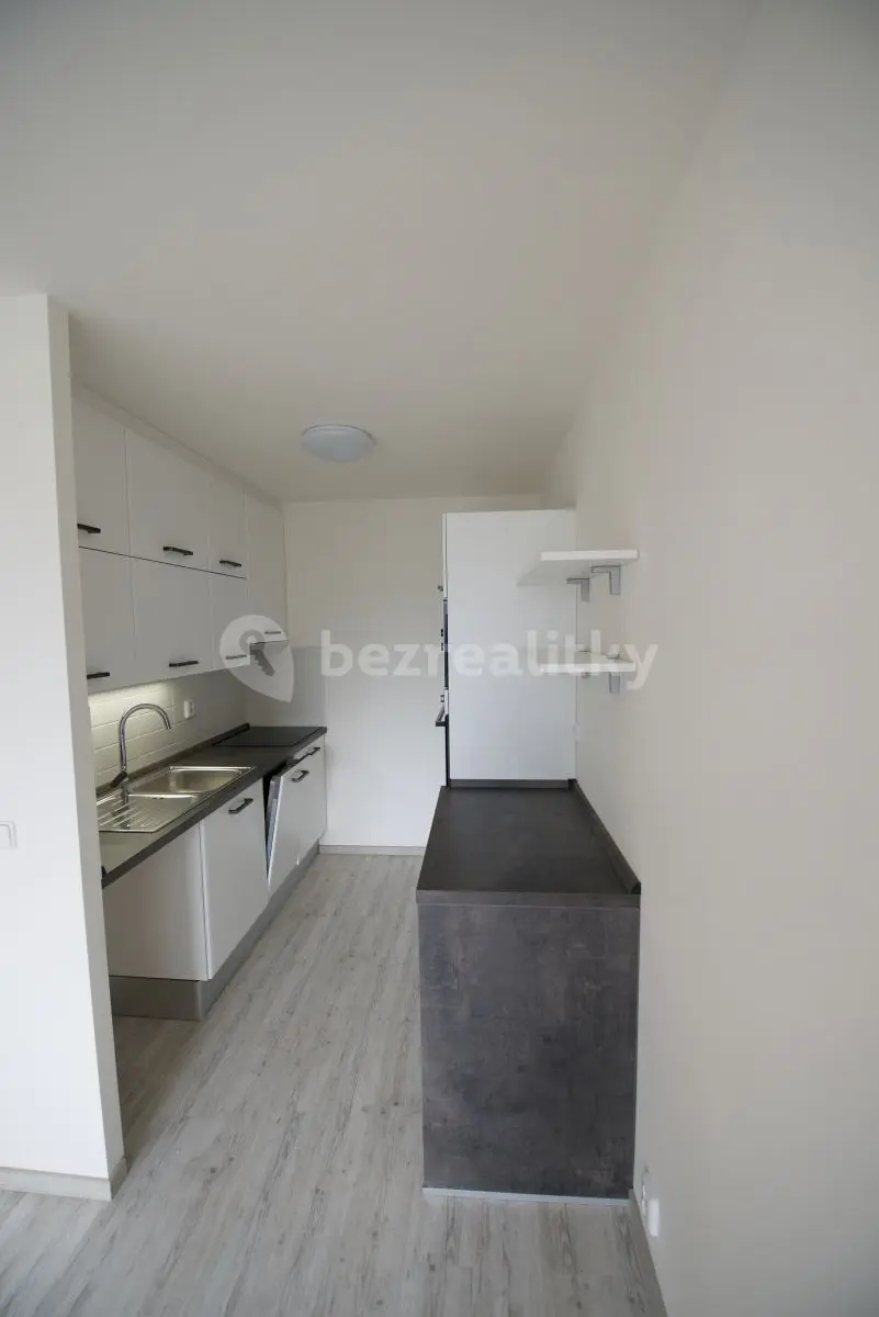 Pronájem bytu 2+kk 45 m², Zázvorkova · Stodůlky