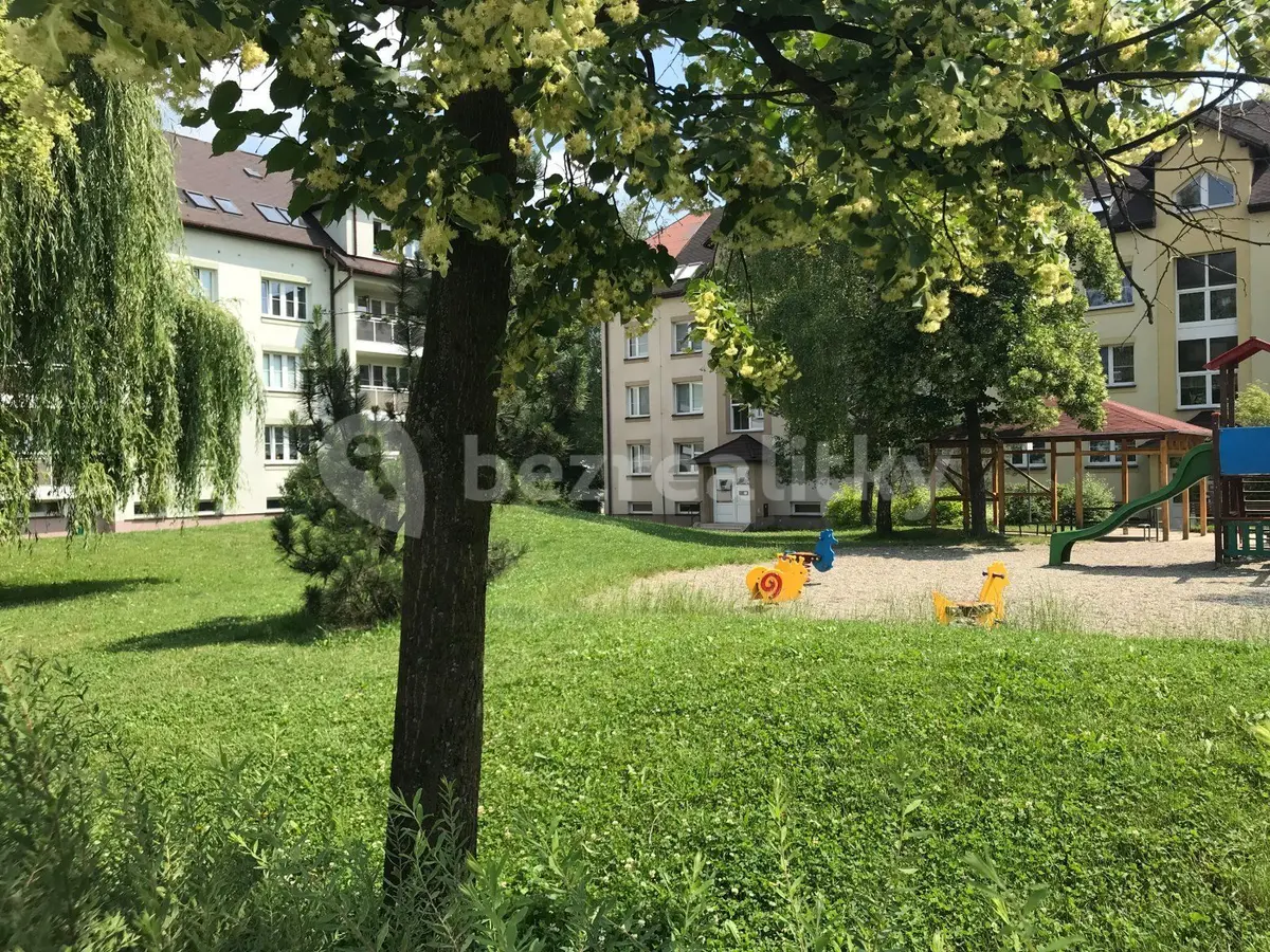 Pronájem bytu 1+kk 29 m², Dr. Glazera · Horní Suchá