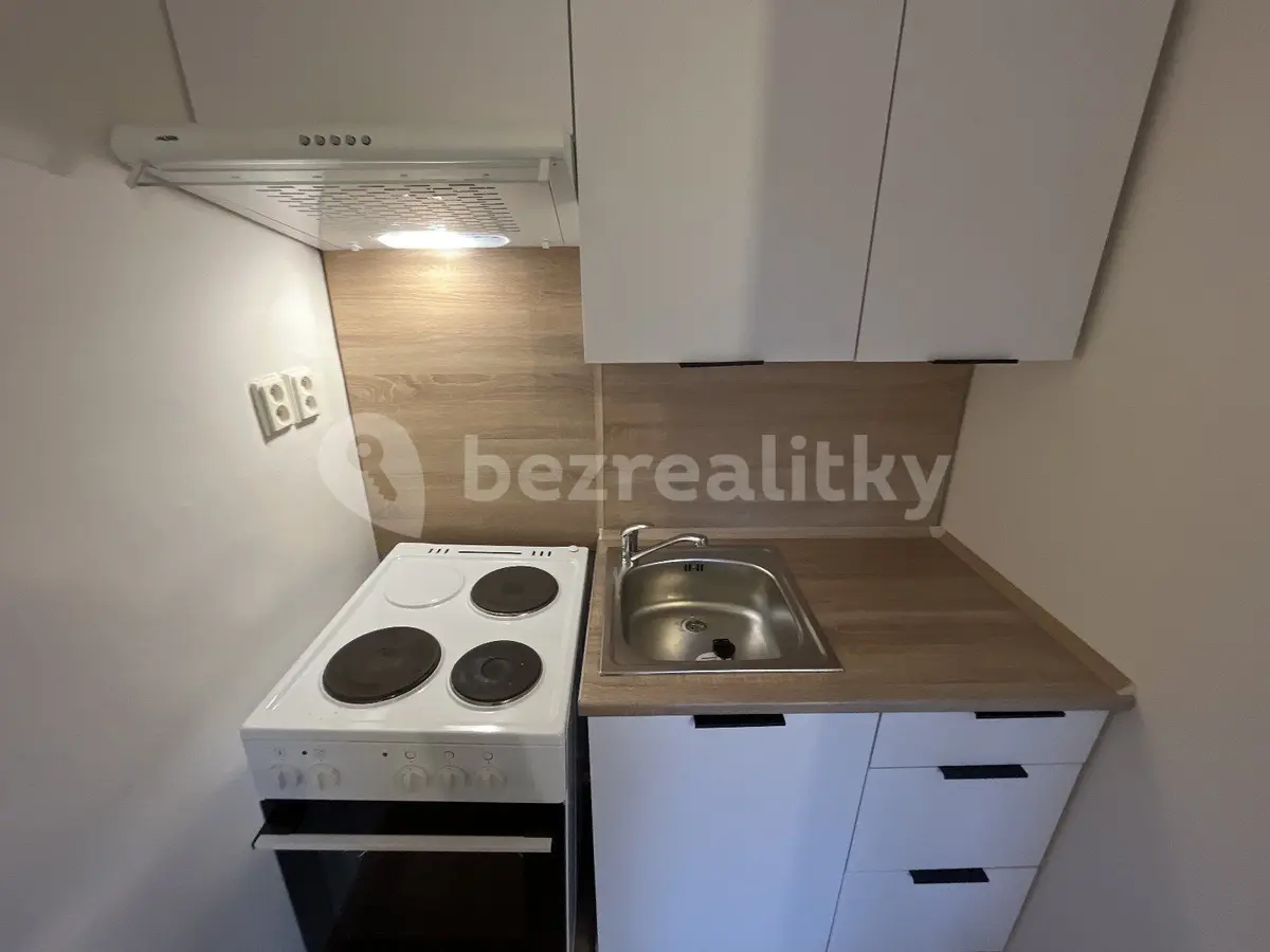 Pronájem bytu 1+1 46 m², Porubská · Petřvald u Karviné · Petřvald