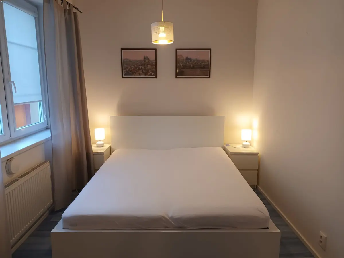 Pronájem bytu 2+kk 67 m², V zahradách · Libeň