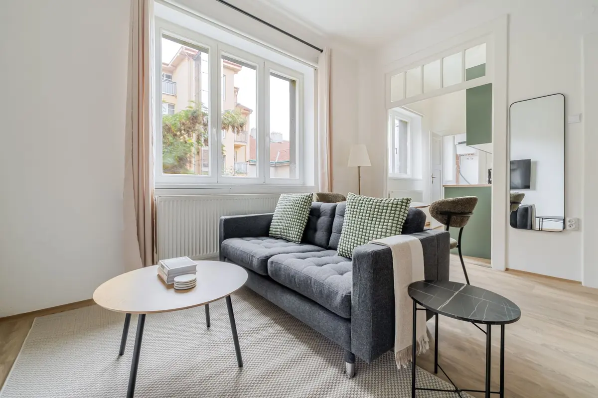 Pronájem bytu 35 m², Ostrovského · Smíchov