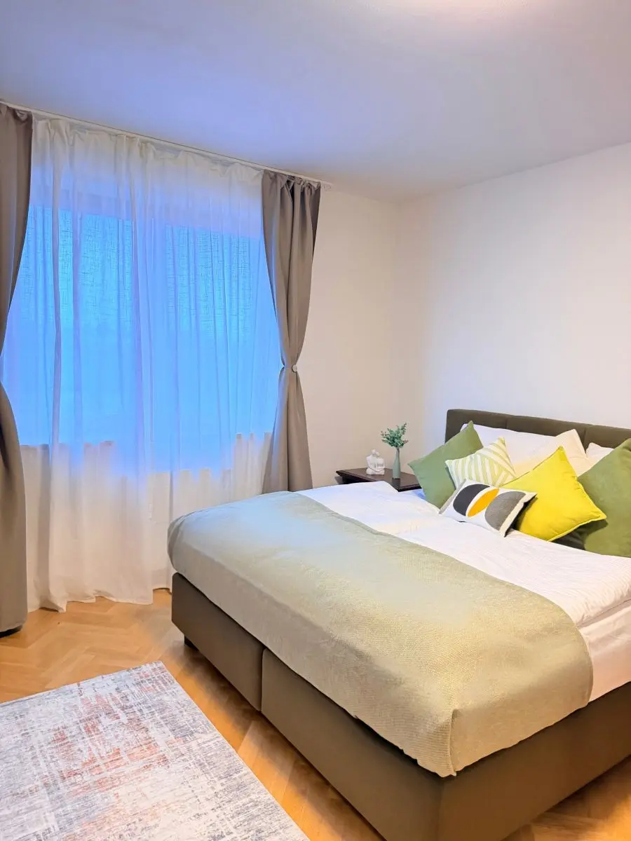Pronájem bytu 107 m², Do Chuchle · Slivenec