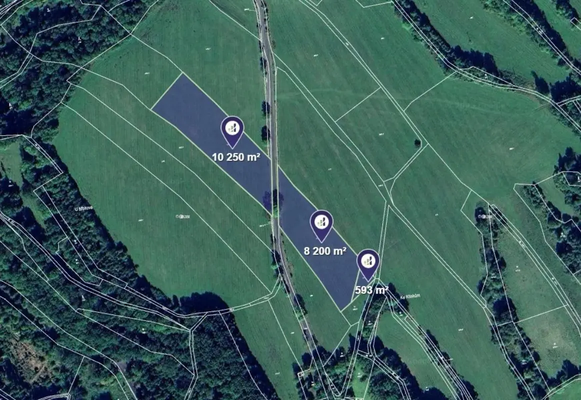 Prodej pozemku 19043 m², Knínice u Touchořin · Lovečkovice