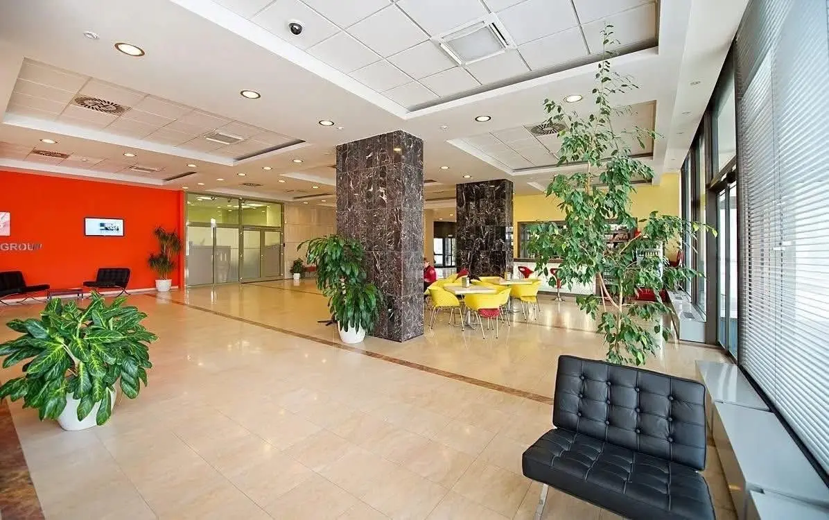 Pronájem komerčního prostoru 19 m², Vršovické náměstí · Vršovice