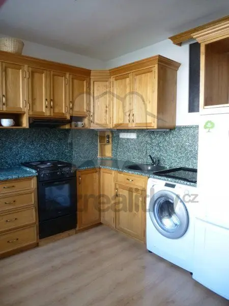 Pronájem bytu 2+1 60 m², 17. listopadu · Mělník