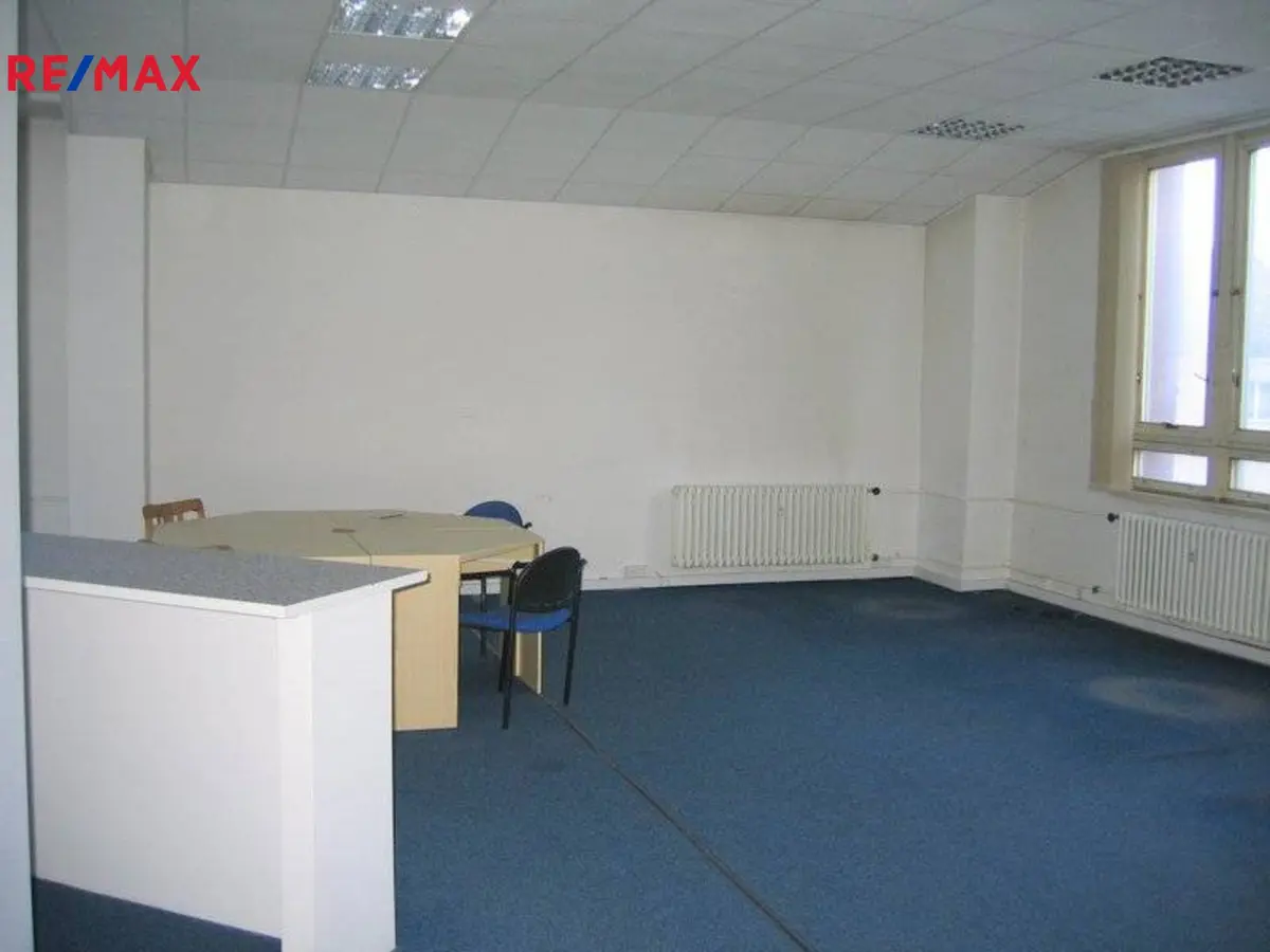 Pronájem komerčního prostoru 125 m², Nusle