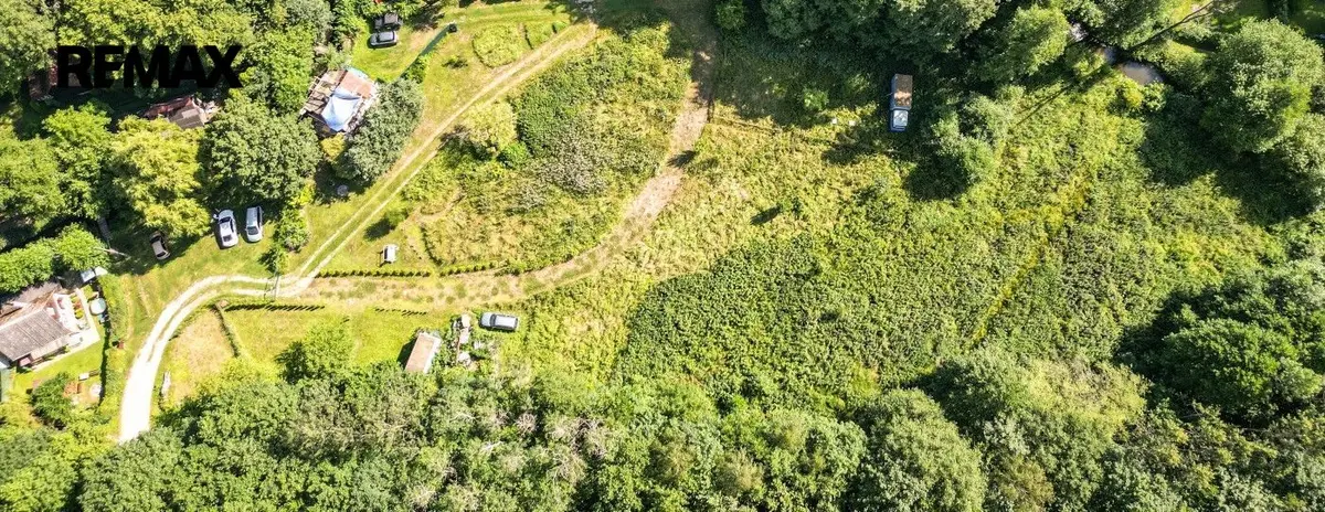 Prodej pozemku 7297 m², Horní Bezděkov · okres Kladno