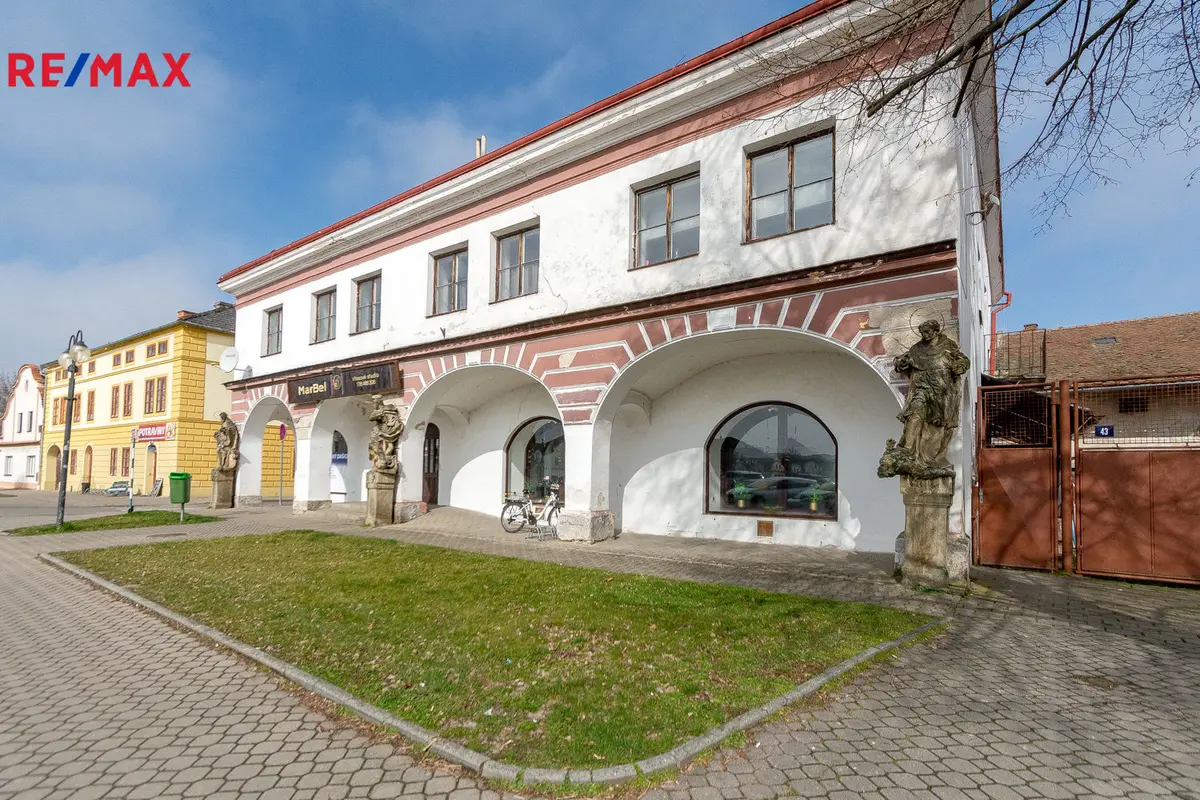 Prodej domu 450 m², náměstí T. G. Masaryka · Dašice