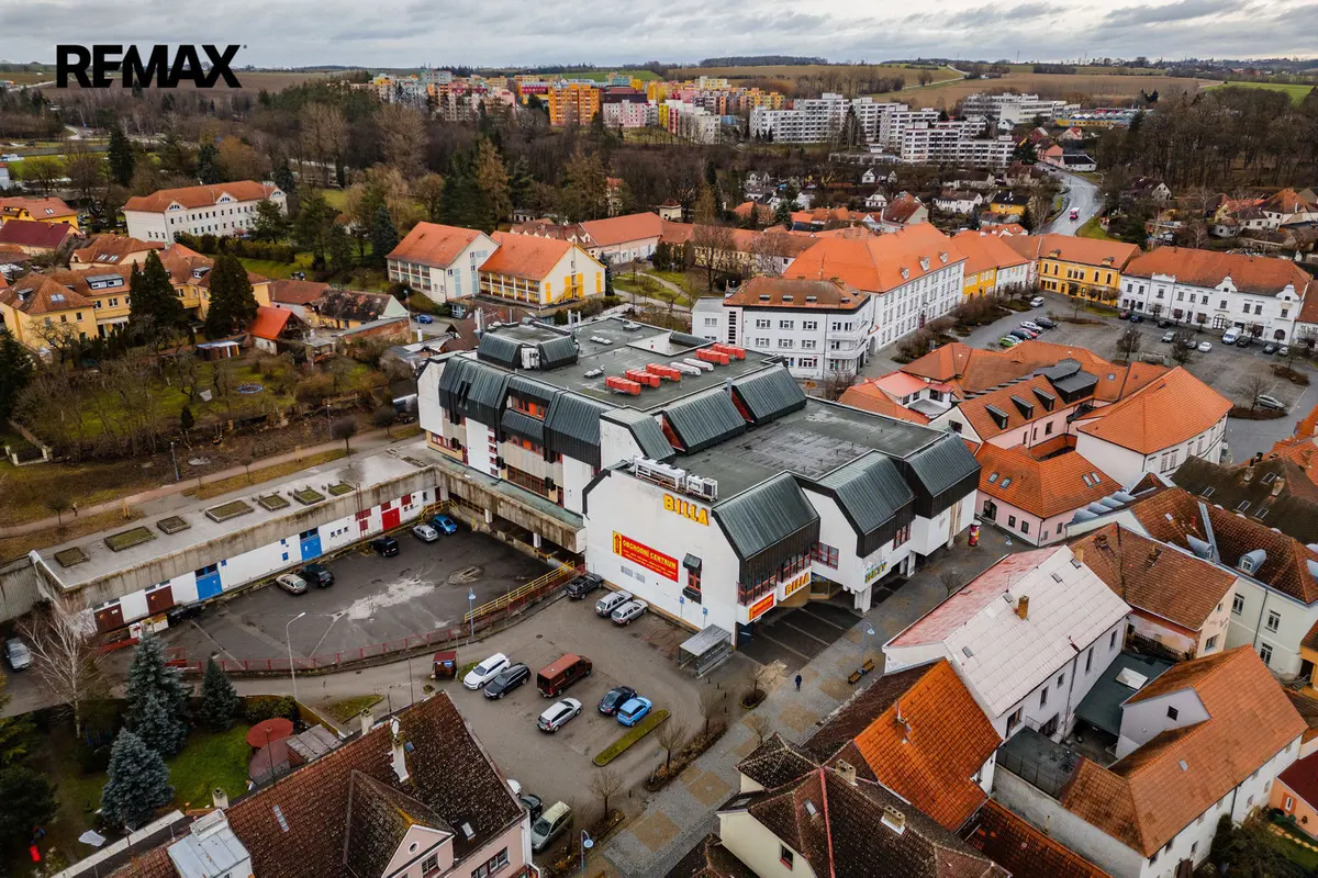 Pronájem komerčního prostoru 1696 m², Horní Brašov · Týn nad Vltavou