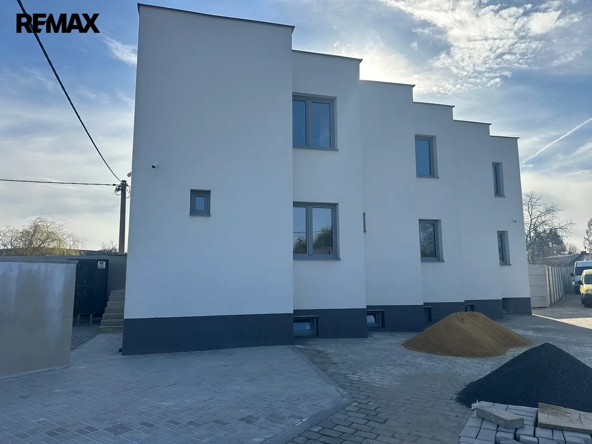 Prodej domu 700 m², Karlovarská · Hradiště u Chebu · Cheb