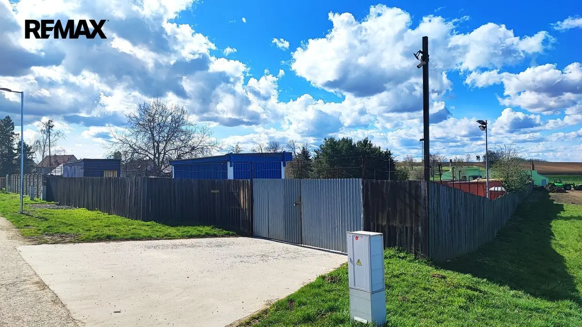 Pronájem pozemku 1553 m², Švábenice · okres Vyškov