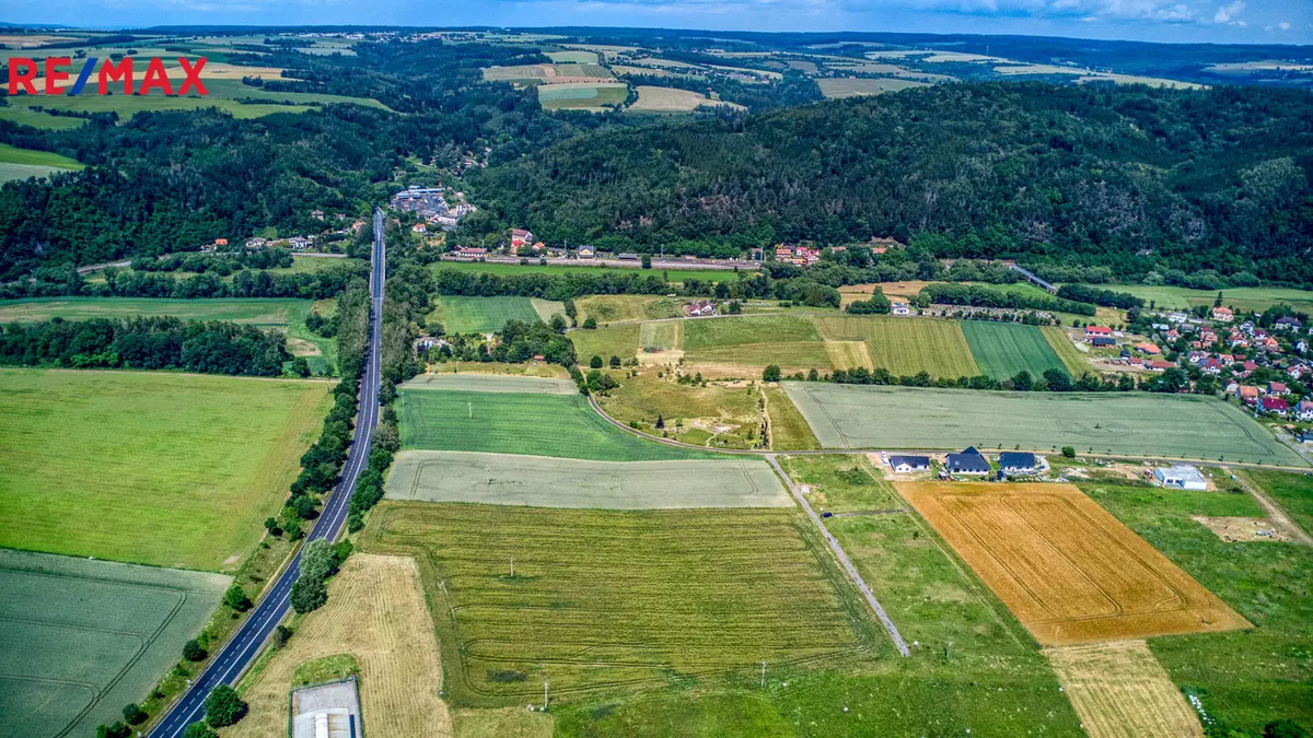 Prodej pozemku 1029 m², Kácov · okres Kutná Hora