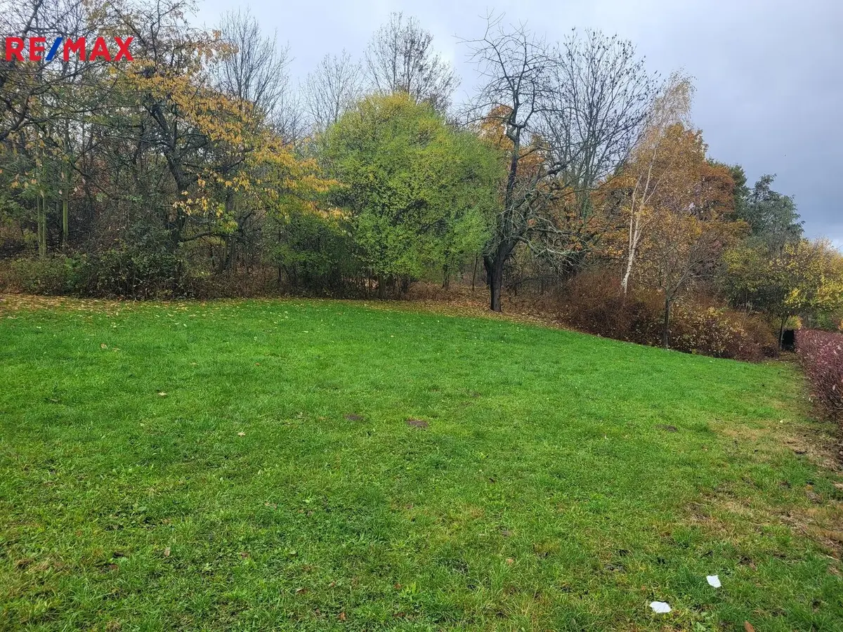 Prodej pozemku 912 m², Chodov