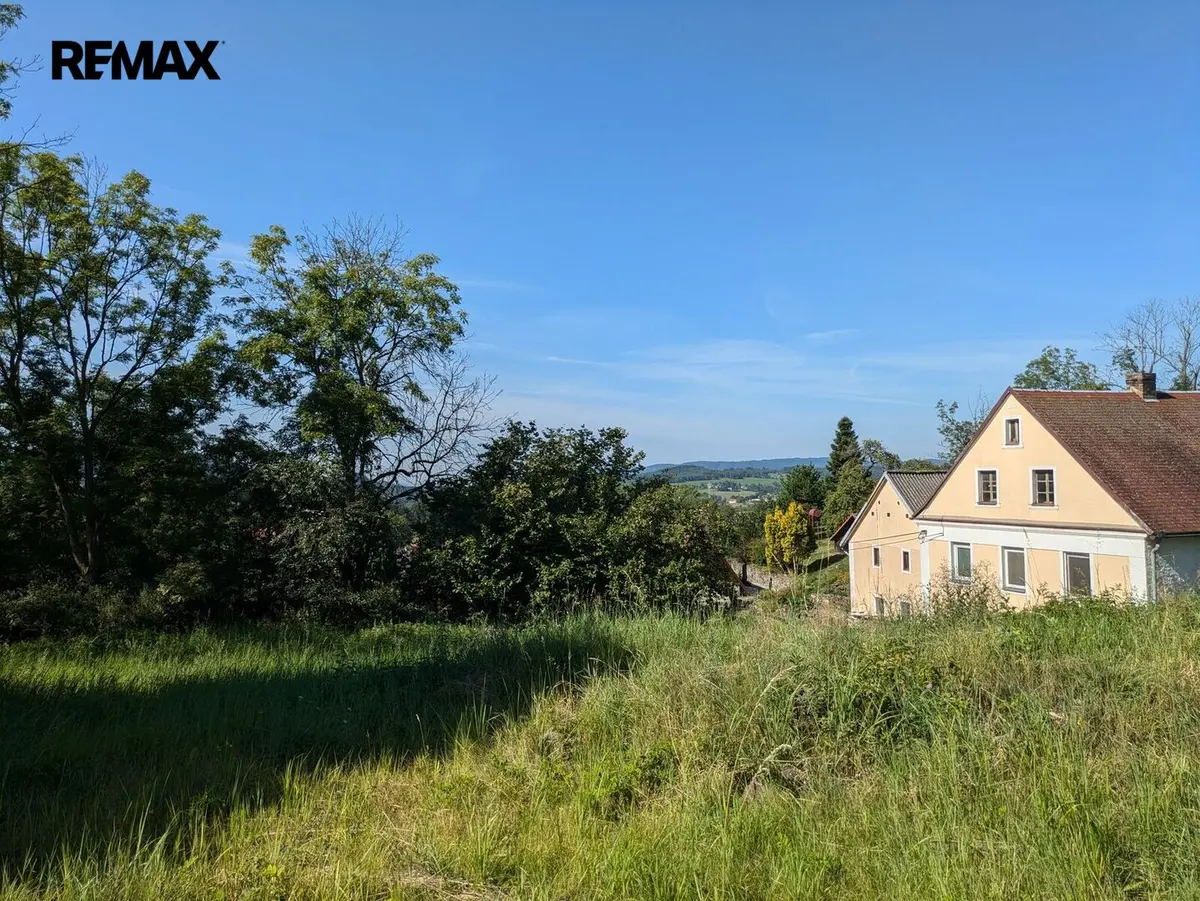 Prodej pozemku 823 m², Levínské Petrovice · Lovečkovice