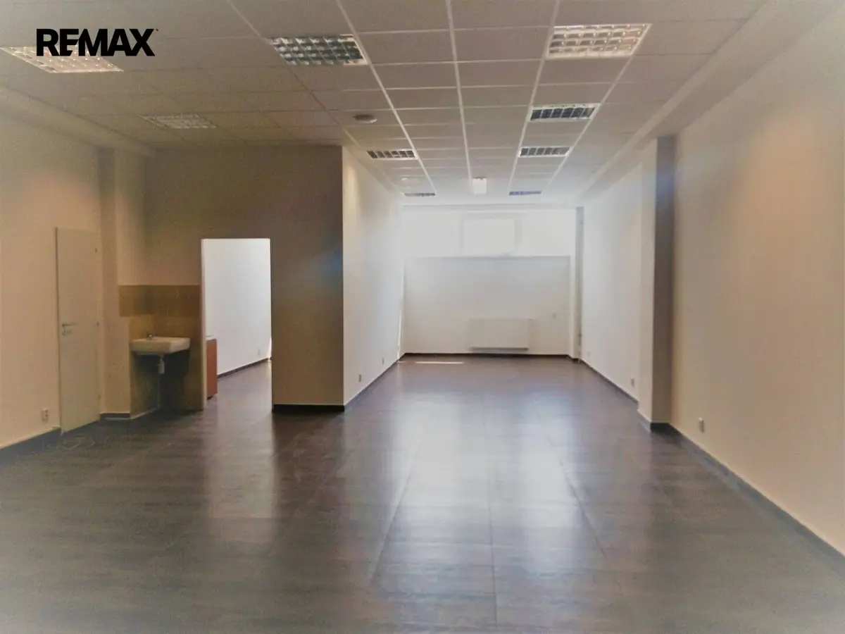 Pronájem komerčního prostoru 86 m², Kulturní · Rožnov pod Radhoštěm