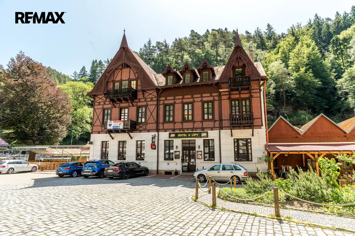 Prodej komerčního prostoru 610 m², Hřensko
