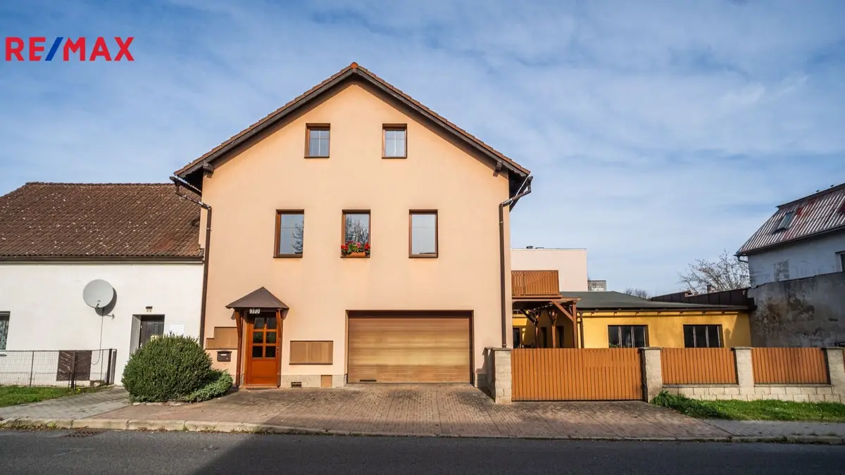 Prodej domu 298 m², Komenského · Cvikov