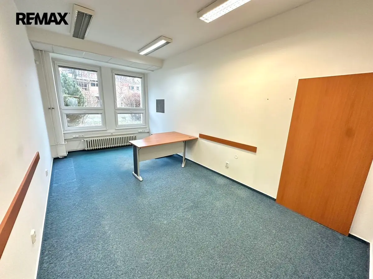 Pronájem komerčního prostoru 21 m², Jiráskova · Vsetín