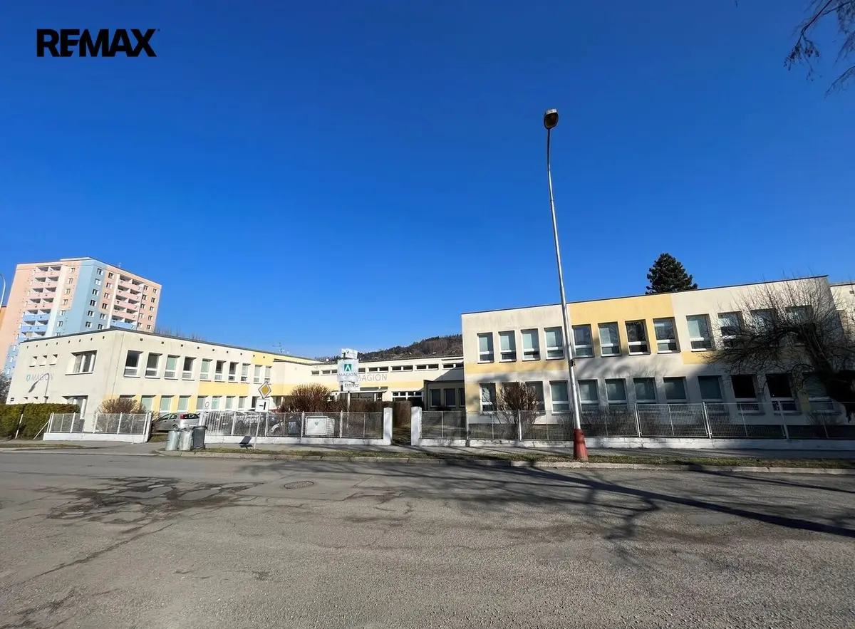 Pronájem komerčního prostoru 179 m², Jiráskova · Vsetín