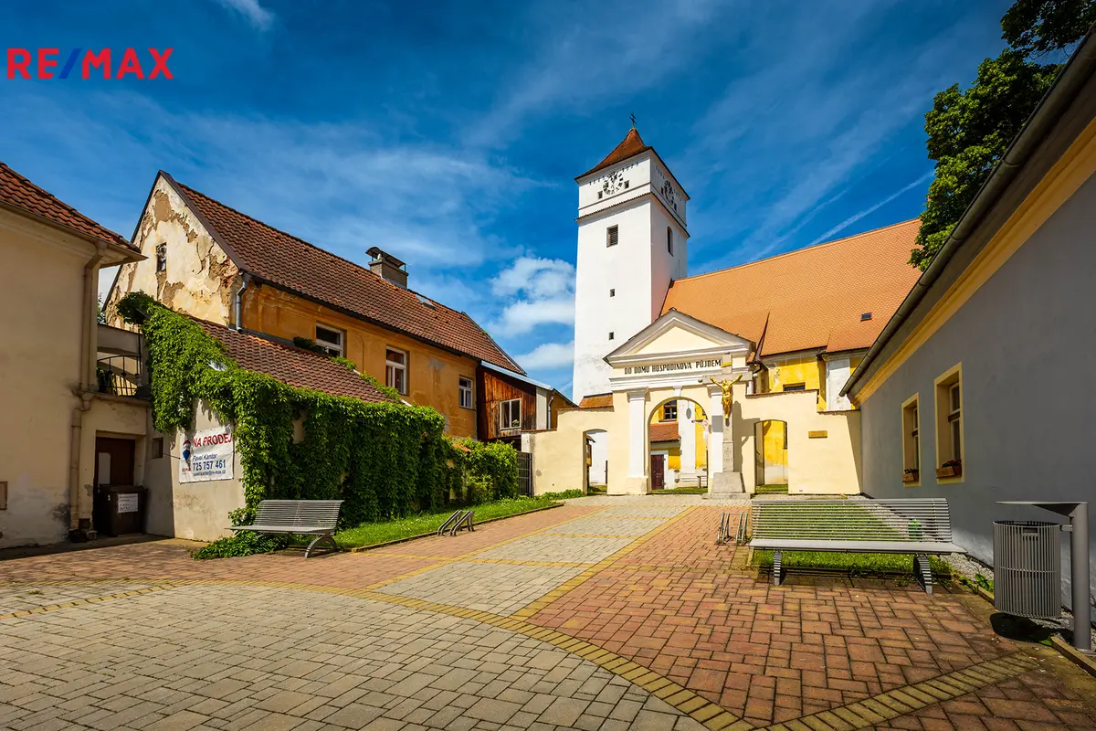 Prodej domu 150 m², náměstí J. V. Kamarýta · Velešín