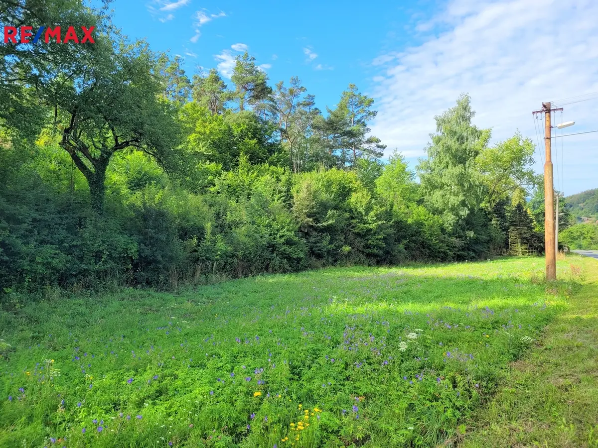 Prodej pozemku 3885 m², Sýkořice · okres Rakovník