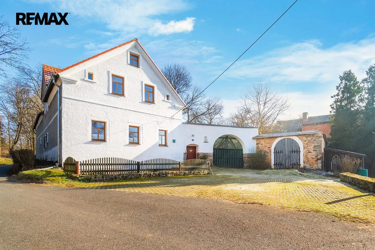 Prodej domu 300 m², Planá – část obce Zliv
