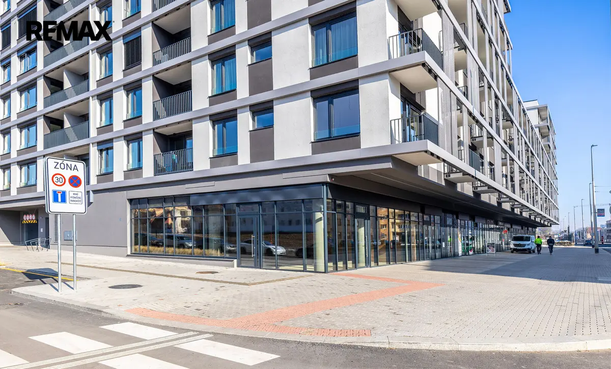 Pronájem komerčního prostoru 195 m², Střídavá · Vysočany