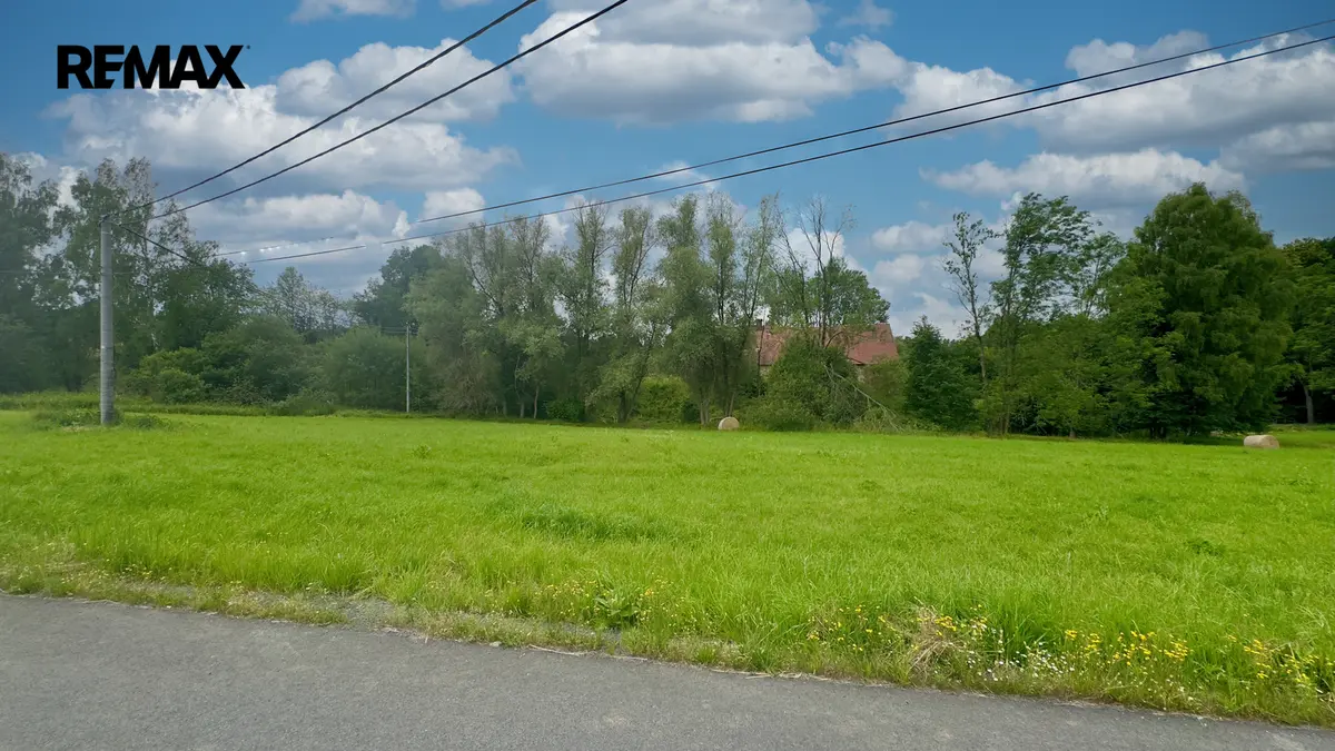 Prodej pozemku 1809 m², Dolní Pertoltice · Pertoltice