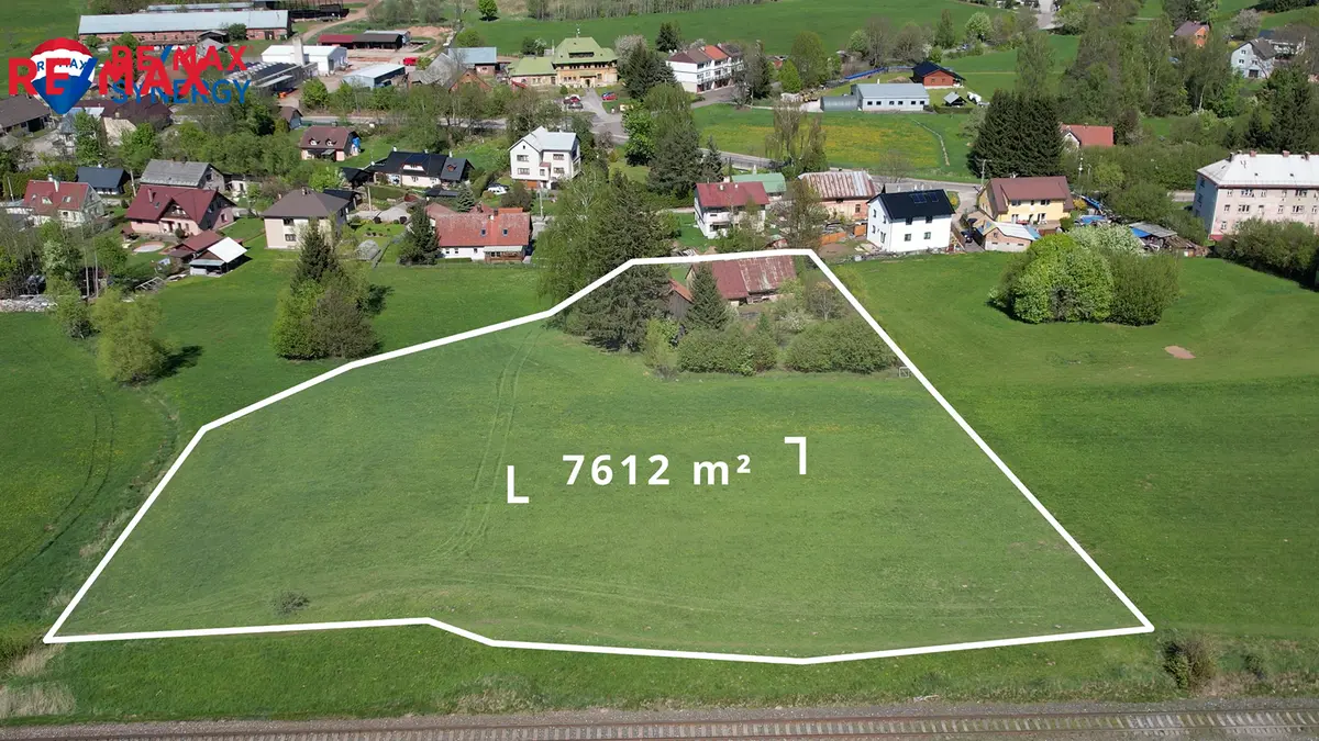 Prodej pozemku 7612 m², U Splavu · Nová Paka