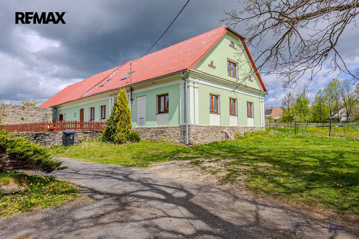 Prodej chaty / chalupy 460 m², Razová