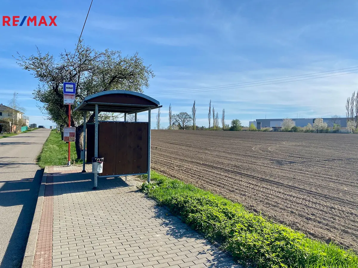 Prodej pozemku 54450 m², Dolní Lomnice u Kunic · Kunice