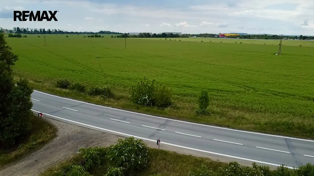 Prodej pozemku 3699 m², Tuřany · Brno