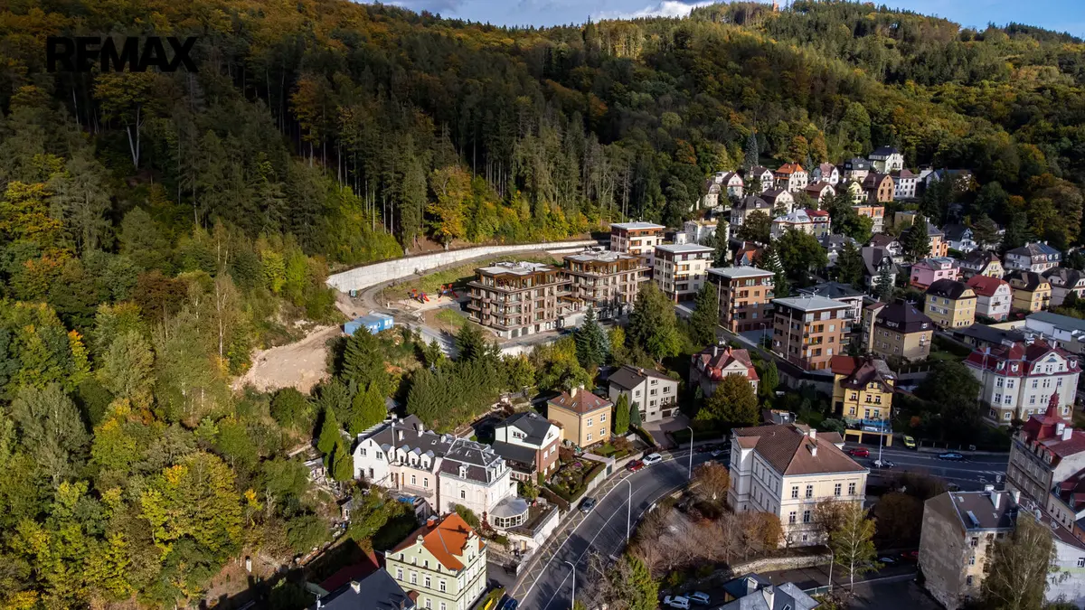 Prodej bytu 5+kk 296 m², Tyršova · Karlovy Vary