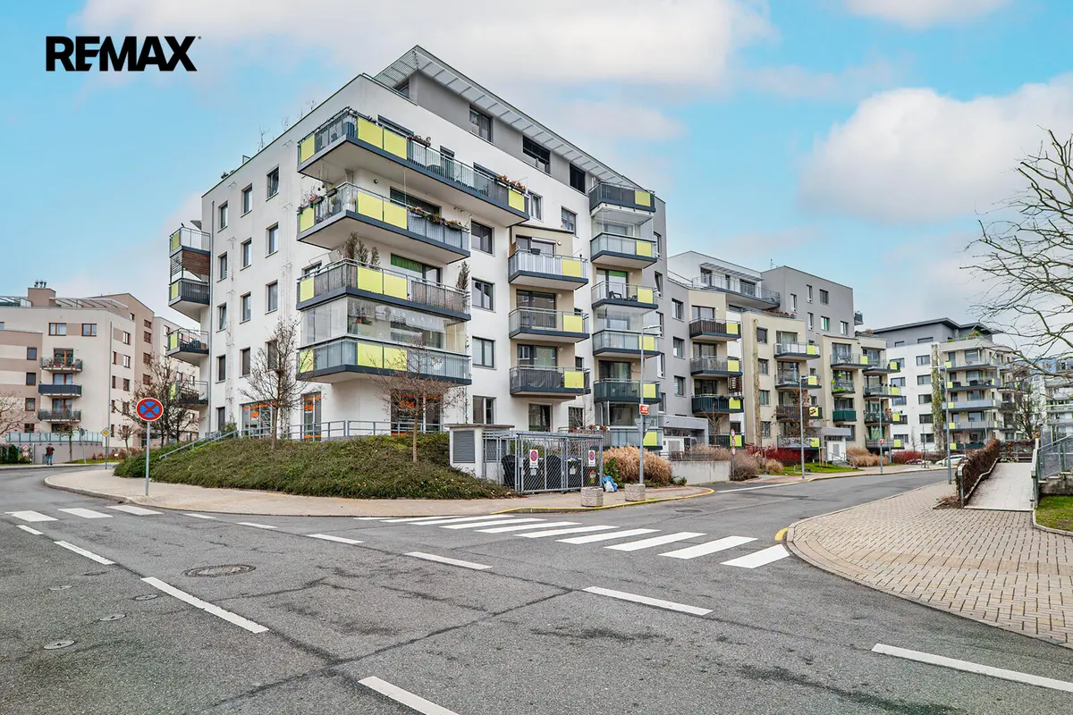 Pronájem komerčního prostoru 2 m², Rižská · Hostivař