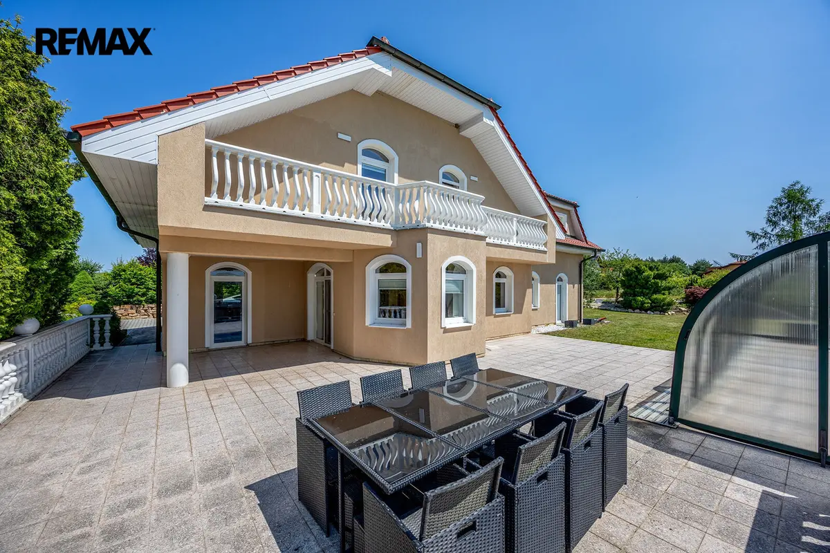 Prodej domu 229 m², Studeněves · okres Kladno