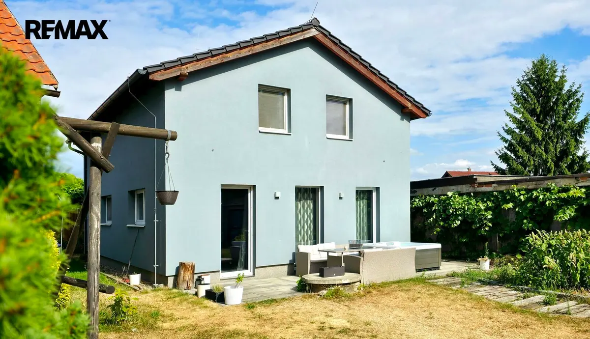 Prodej domu 122 m², Hostín u Vojkovic · okres Mělník