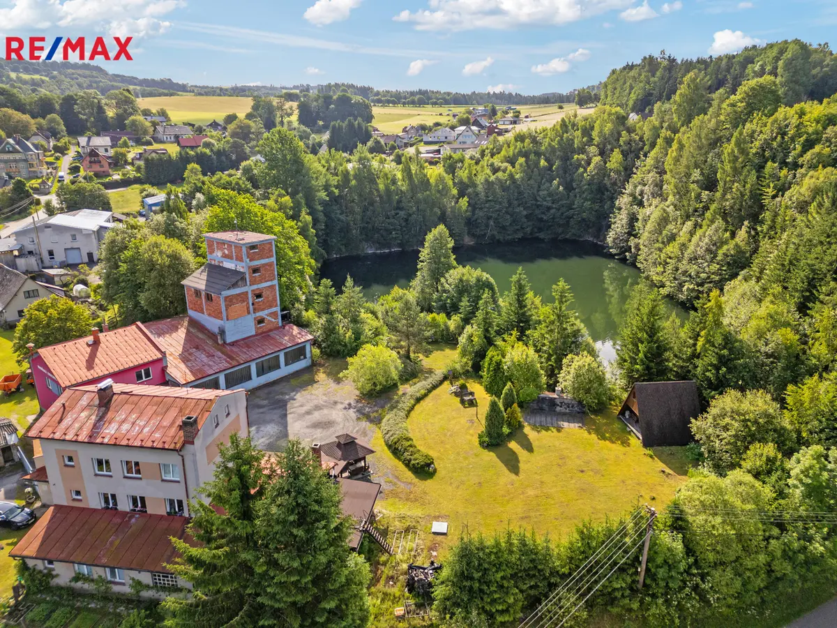 Prodej pozemku 21772 m², Jesenný · okres Semily