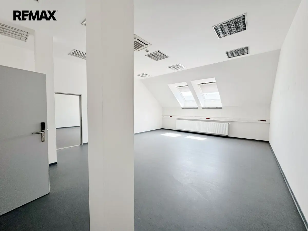 Pronájem komerčního prostoru 40 m², Vladislavova · Písek