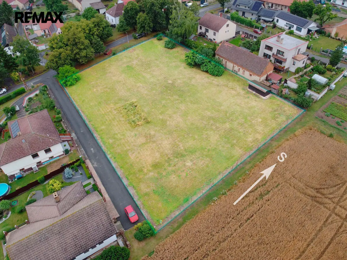 Prodej pozemku 3667 m², Horní Slivno · okres Mladá Boleslav