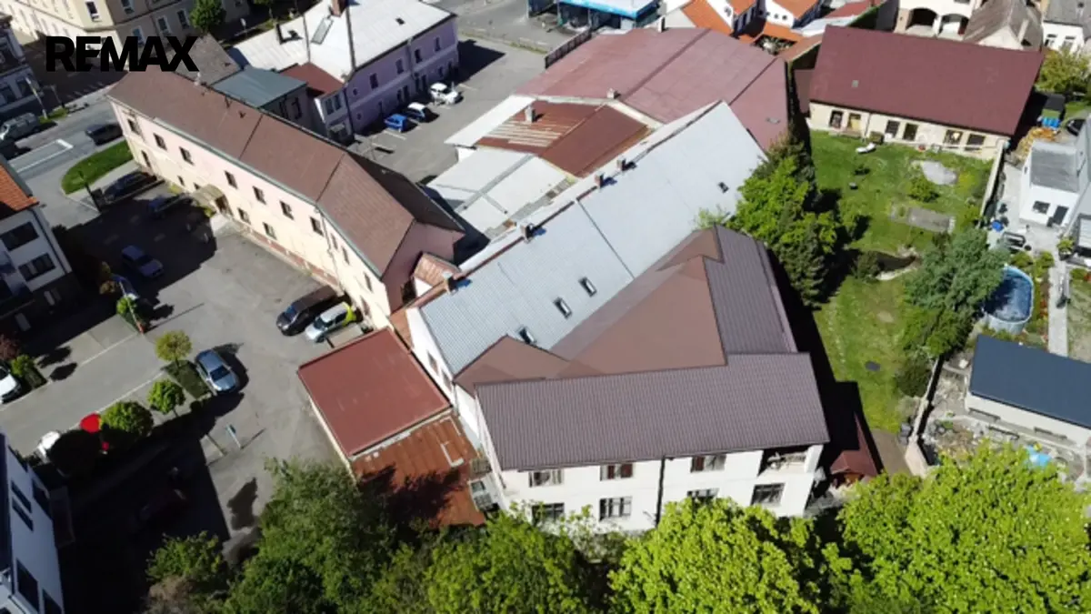 Prodej komerčního prostoru 747 m², Poděbradova · Chrudim