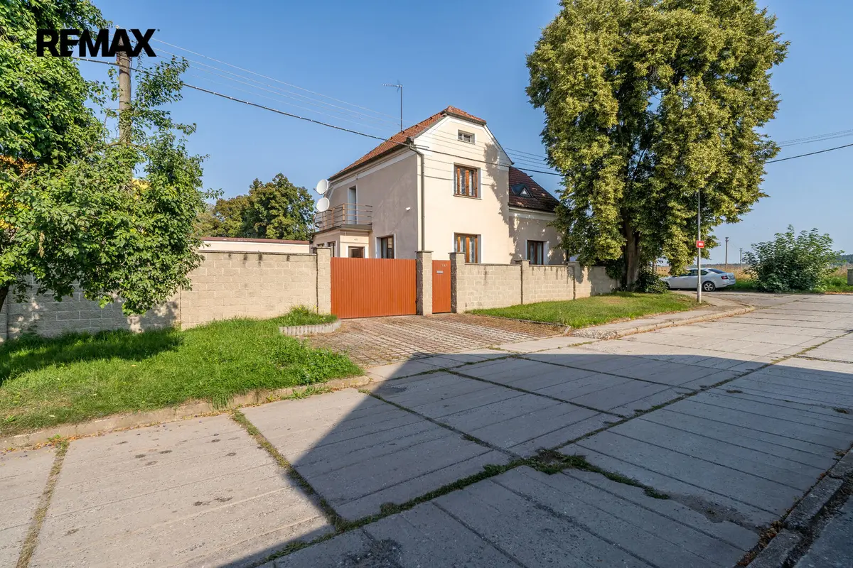 Prodej domu 151 m², Školská · Lužná u Rakovníka · Lužná