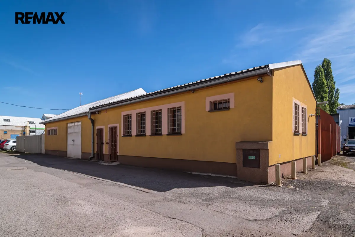 Pronájem komerčního prostoru 759 m², Huťská · Kladno