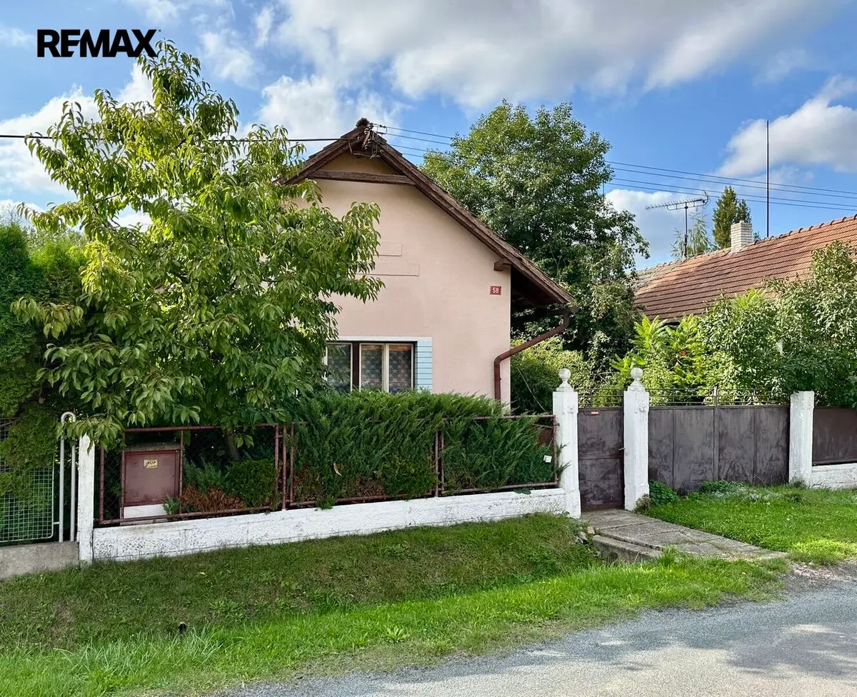 Prodej domu 221 m², Bobnická · Kovansko · Bobnice