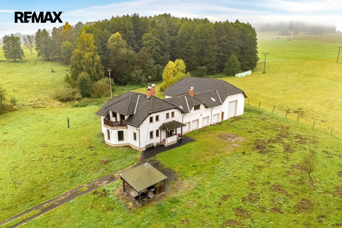 Prodej domu 555 m², Horní Libchava · okres Česká Lípa