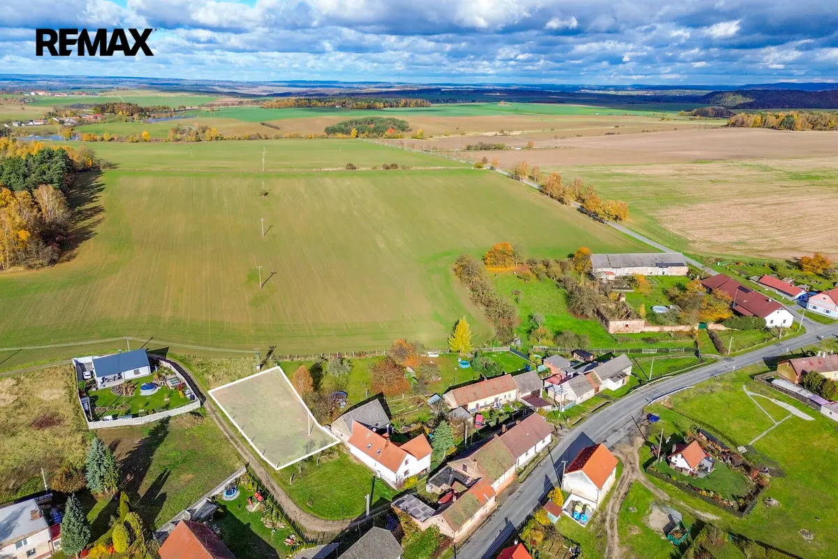 Prodej pozemku 757 m², Chomle · okres Rokycany