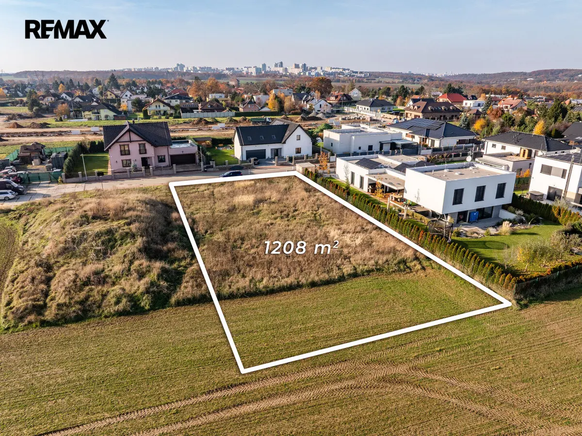 Prodej pozemku 1208 m², Křeslice